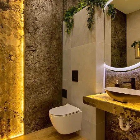 Silver Shine Jacuzzi Appartement *