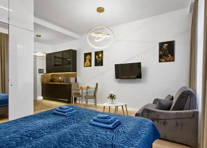 Silver Shine Jacuzzi *