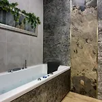 Διαμέρισμα Silver Shine Jacuzzi